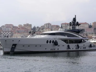 Một du thuyền của nhà tài phiệt Nga Alexei Mordashov - người nằm trong danh sách trừng phạt của phương Tây (Ảnh: AP).