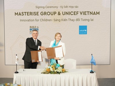 Masterise Group và UNICEF Việt Nam trong lễ ký kết hợp tác chiến lược giai đoạn 2022-2024, phát triển dự án Innovation for Children. Ảnh: Masterise Group.