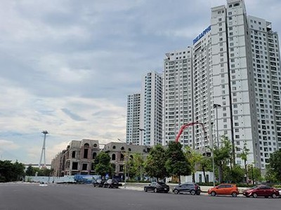 Tỷ lệ chung cư tại thành phố Hạ Long còn rất thấp. Trong ảnh là chung cư Sapphire của Tập đoàn Doji. Ảnh: Thu Lê.