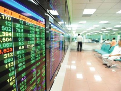 Hiện tại, cơ hội xuất hiện ở một số cổ phiếu, chứ không phải toàn thị trường, dù định giá P/E của VN-Index giảm về mức thấp.