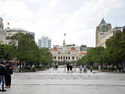 Phố đi bộ Nguyễn Huệ (ảnh Hà Khánh).