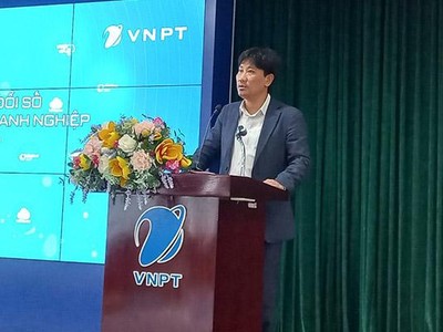 Ông Võ Sơn Điền, Chủ tịch Hội Doanh nhân trẻ Bình Dương phát biểu tại hội thảo - Ảnh: Lê Quân