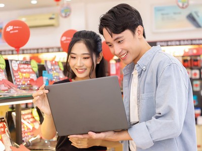 Tổng mức bán lẻ hàng hóa và doanh thu dịch vụ tiêu dùng cả nước ước đạt 3,206 triệu tỷ đồng trong 7 tháng đầu năm 2022, tăng 16% so với cùng kỳ năm 2021.