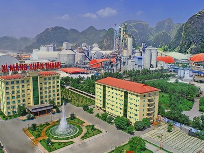 Dây chuyền 3 nhà máy Xi măng Xuân Thành đang được đẩy nhanh tiến độ xây dựng để vận hành vào cuối năm 2022.