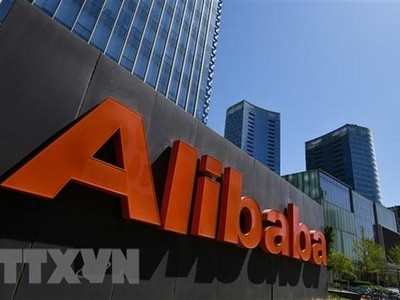Biểu tượng Alibaba tại văn phòng của tập đoàn ở Bắc Kinh, Trung Quốc. (Ảnh: AFP/TTXVN).