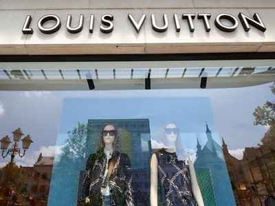 Một cửa hàng của Louis Vuitton tại Brussels, Bỉ. (Ảnh: Reuters).