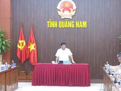 Bộ trưởng Bộ Kế hoạch và Đầu tư Nguyễn Chí Dũng, Tổ trưởng Tổ công tác số 5 của Chính phủ về đôn đốc giải ngân vốn đầu tư công làm việc với tỉnh Quảng Nam trong tháng 7/2022..