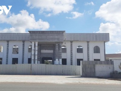 Một số hạng mục Dự án Khu du lịch- Nghỉ dưỡng Biển Vàng xây dựng không đúng giấy phép bị cơ quan chức năng tỉnh Quảng Trị xử phạt.