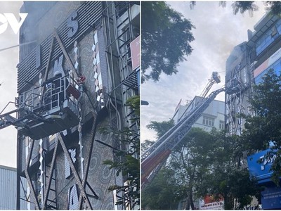 Hiện trường vụ cháy quán karaoke tại 231 phổ Quan Hoa, Cầu Giấy khiến 3 chiến sĩ cảnh sát PCCC hy sinh.