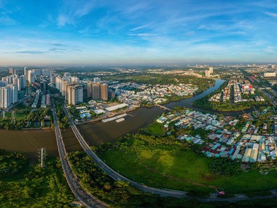 Hạ tầng Nam Sài Gòn được thành phố đầu tư với nhiều dự án giao thông trọng điểm trong thời gian vừa qua.