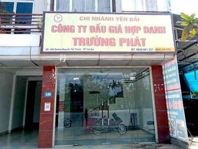 Công ty đấu giá Hợp danh Trường Phát tại thành phố Yên Bái. Ảnh: (TTXVN phát)