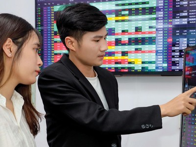 Dòng tiền đang hướng đến các nhóm ngành dự kiến có lợi nhuận tăng trưởng mạnh trong quý III/2022.