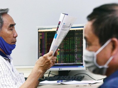 Đầu tư Chứng khoán nỗ lực đồng hành cùng giới đầu tư 