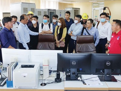 Hội thảo gặp gỡ chuyên gia phân tích của POW gây chú ý với tên gọi giống tựa đề một bộ phim.