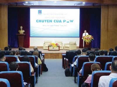 Nhà đầu tư cá nhân khó tiếp cận Analyst Meeting