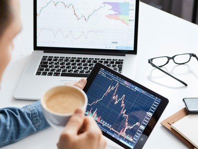 Dở khóc dở cười đầu tư theo tin "rỉ tai"