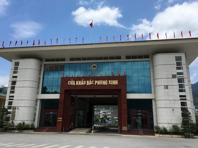 Quảng Ninh: Cửa khẩu Bắc Phong Sinh đã thông quan trở lại