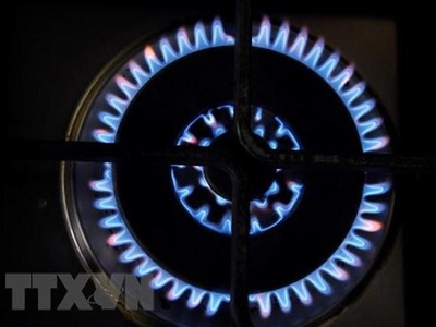 Sử dụng bếp gas tại Dortmund, Đức. (Ảnh: AFP/TTXVN)