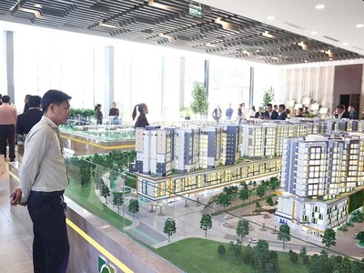 Thị trường trầm lắng, khiến các doanh nghiệp địa ốc phải tung nhiều chiêu kích cầu.