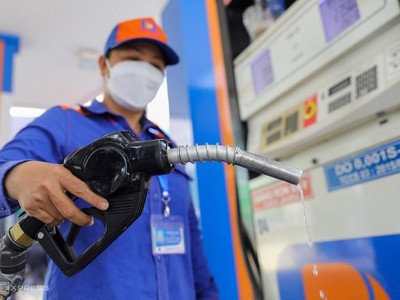 Các doanh nghiệp kinh doanh xăng dầu đã thua lỗ trong thời gian dài nên ảnh hưởng lớn đến hoạt động nhập khẩu.