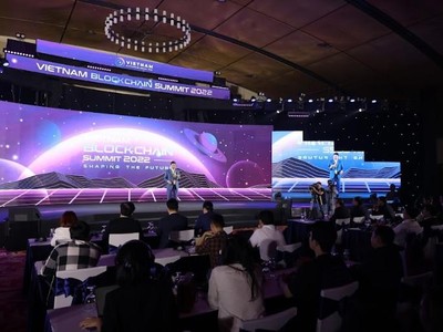 Ông Trương Gia Bình, Chủ tịch Hội đồng Sáng lập VINASA (Chairman of VINASA Founding Council) chia sẻ tại sự kiện.