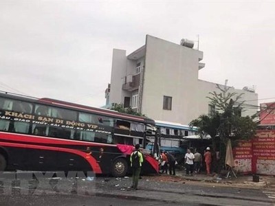 Hiện trường vụ tai nạn. (Ảnh: TTXVN phát)