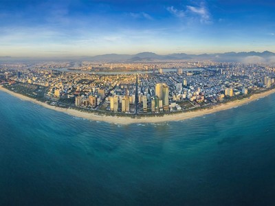 Kinh tế Đà Nẵng đang phục hồi nhanh chóng. Ảnh: Ánh Dương.