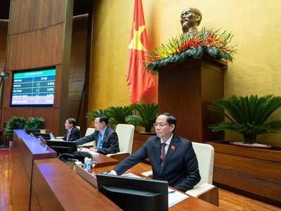 Luật sửa đổi, bổ sung một số điều của Luật Tần số vô tuyến điện đã được Quốc hội biểu quyết thông qua đầu phiên họp chiều 9/11.