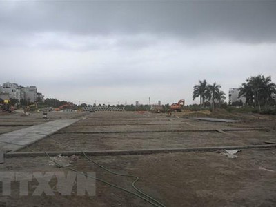 Ô đất đấu giá có ký hiệu X7 thuộc xã Uy Nỗ, huyện Đông Anh đã cơ bản được đầu tư xây dựng hoàn thiện hạ tầng xã hội, điện nước, cây xanh, chiếu sáng. (Ảnh: Mạnh Khánh/TTXVN)