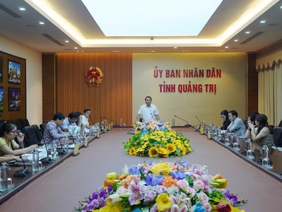 Phó chủ tịch tỉnh Quảng Trị, ông Hà Sỹ Đồng chủ trì cuộc họp về ý tưởng quy hoạch Khu Đô thị sinh thái Nam Đông Hà.