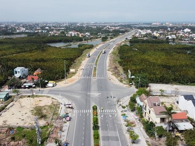 Tỉnh Quảng Nam phân loại từng nhóm dự án chậm tiến độ.