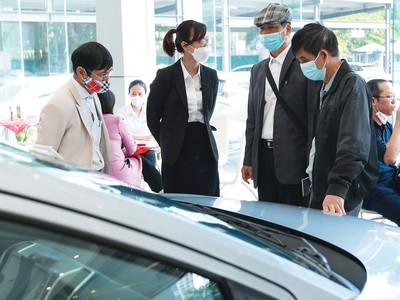 Doanh nghiệp mong mỏi hạ lãi suất 