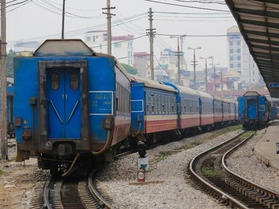 Ngành đường sắt đặt mục tiêu không còn lỗ và phấn đấu có lãi từ năm 2023. (Ảnh: Minh Sơn/Vietnam+).