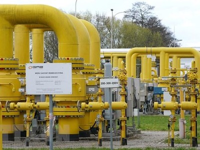 Trạm trung chuyển khí đốt ở Rembelszczyzna, gần Warsaw (Ba Lan). (Ảnh: AFP/TTXVN)