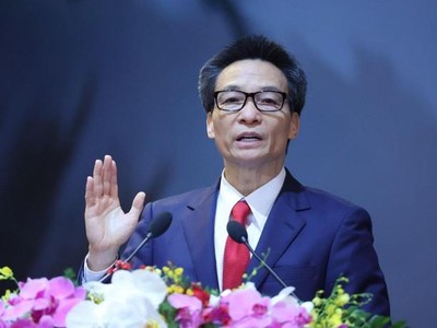 Phó Thủ tướng Chính phủ Vũ Đức Đam gửi tới thông điệp “Tuổi trẻ phải có khát vọng và phải mãnh liệt hơn nữa”.