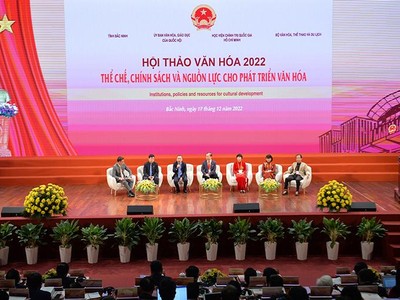 Toàn cảnh phiên thảo luận.