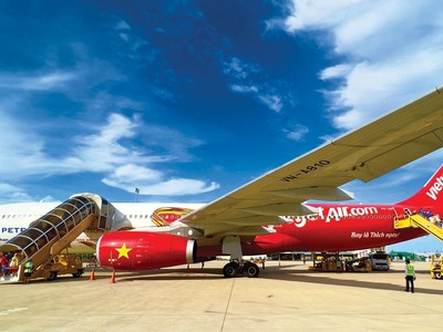 Các hãng hàng không đang tăng cường chuyến bay cả trong và ngoài nước.