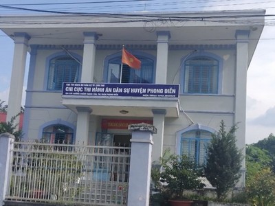 Trụ sở Chi cục Thi hành án dân sự huyện Phong Điền nơi ông Phạm Hoàng Hùng làm Chi cục trưởng. (Ảnh: Thanh Liêm/TTXVN)