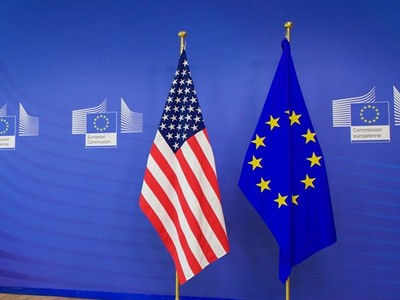 EU lo ngại về đạo luật Giảm lạm phát của Mỹ. (Ảnh minh họa: Reuters)