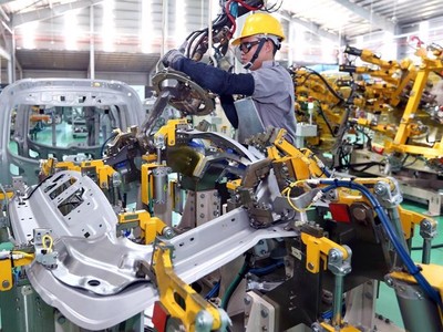 Sản xuất công nghiệp tiếp tục là động lực tăng trưởng của nền kinh tế trong năm 2022.