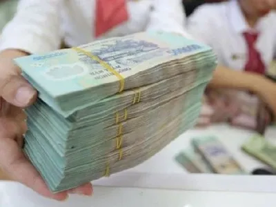 Cung tiền tăng trở lại