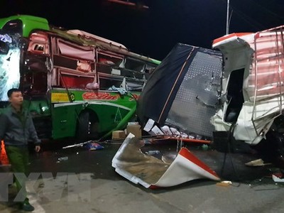 Hiện trường một vụ tai nạn giao thông. (Ảnh: Đậu Tất Thành/TTXVN)