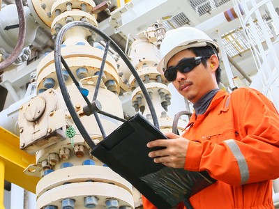 Dầu khí là một trong những nhóm ngành ghi nhận kết quả kinh doanh vượt trội trong năm 2022.