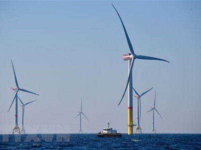 Tuabin gió tại Biển Baltic, miền bắc nước Đức. (Ảnh: AFP/TTXVN)