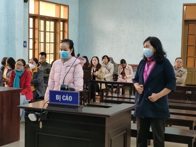 Các bị cáo tại phiên tòa.