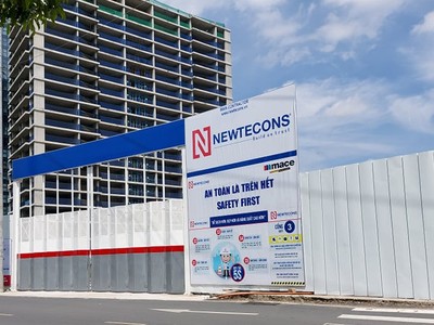 Các công ty xây dựng bận rộn trong những ngày đầu năm