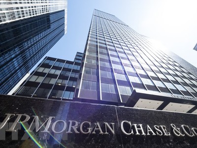 Trụ sở ngân hàng JPMorgan Chase ở New York, Mỹ. (Ảnh: AFP/TTXVN)