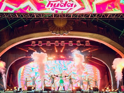 “Huda Carnival” là sự kiện đặc biệt mở màn cho một mùa lễ hội tưng bừng và sôi động.