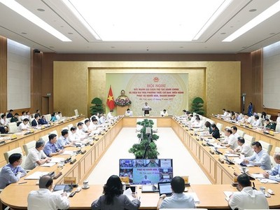 Quang cảnh một hội nghị đẩy mạnh cải cách thủ tục hành chính do Thủ tướng Phạm Minh Chính, Trưởng Ban Chỉ đạo cải cách hành chính của Chính phủ, chủ trì. (Ảnh: Dương Giang/TTXVN).