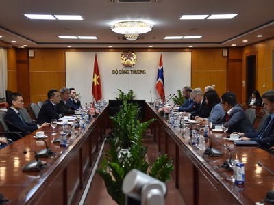 Hiệp định Thương mại Tự do giữa Việt Nam và Khối mậu dịch tự do châu Âu (FTA Việt Nam – EFTA) đang được đẩy nhanh đàm phán.